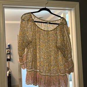 Cute lightweight top